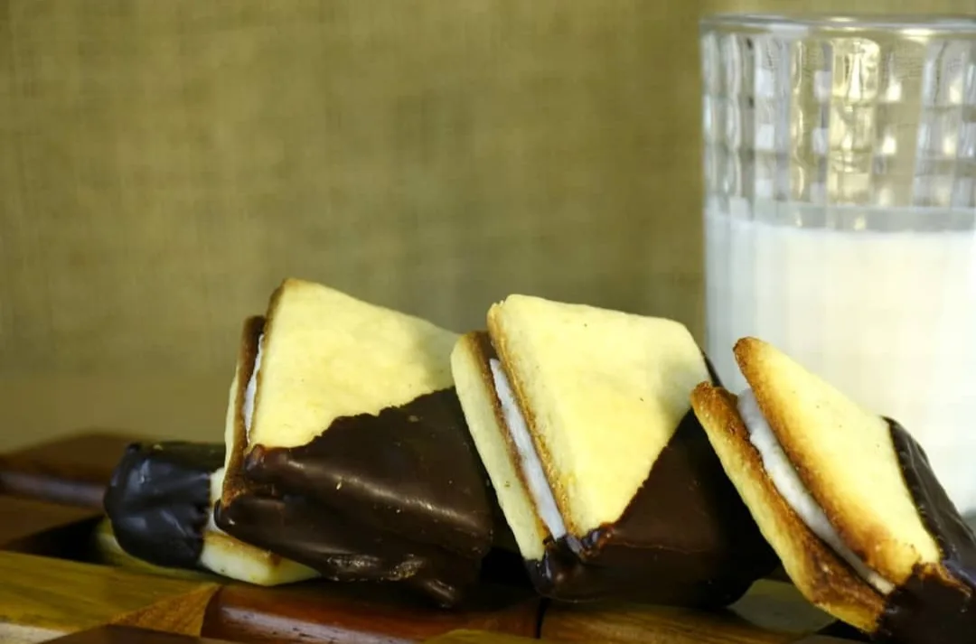 Galletas rellenas de limón y chocolate de Karamells